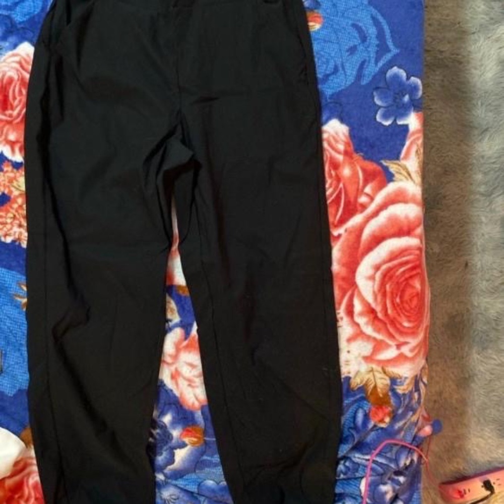 Navy blue Capri pants